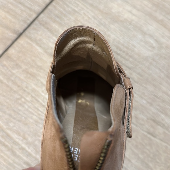 Eileen Fisher ankle boot - Picture 8 of 17